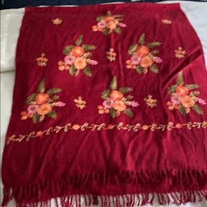Wrap/scarf - gorgeous embroidery